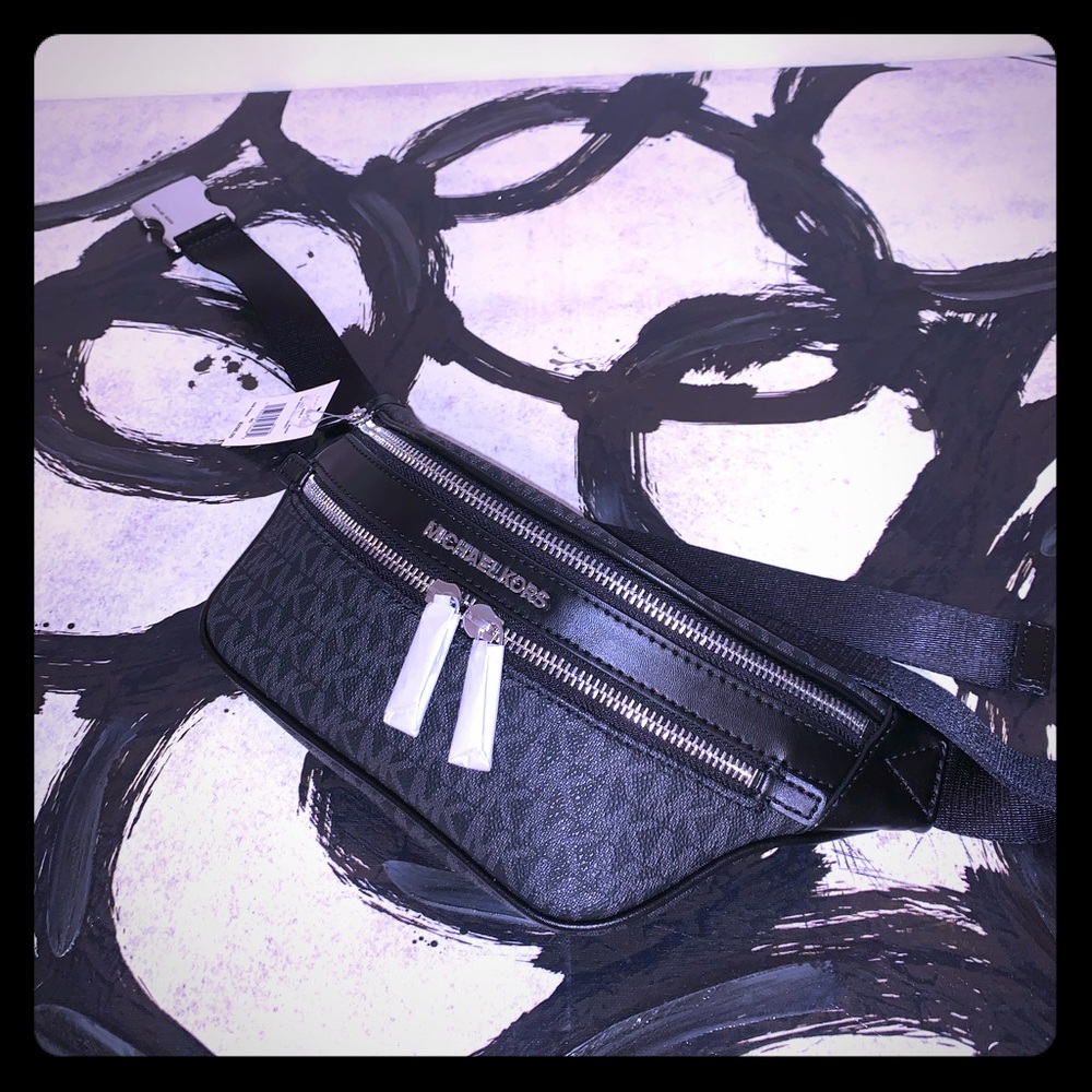 Michael Kors Kenly belt bag